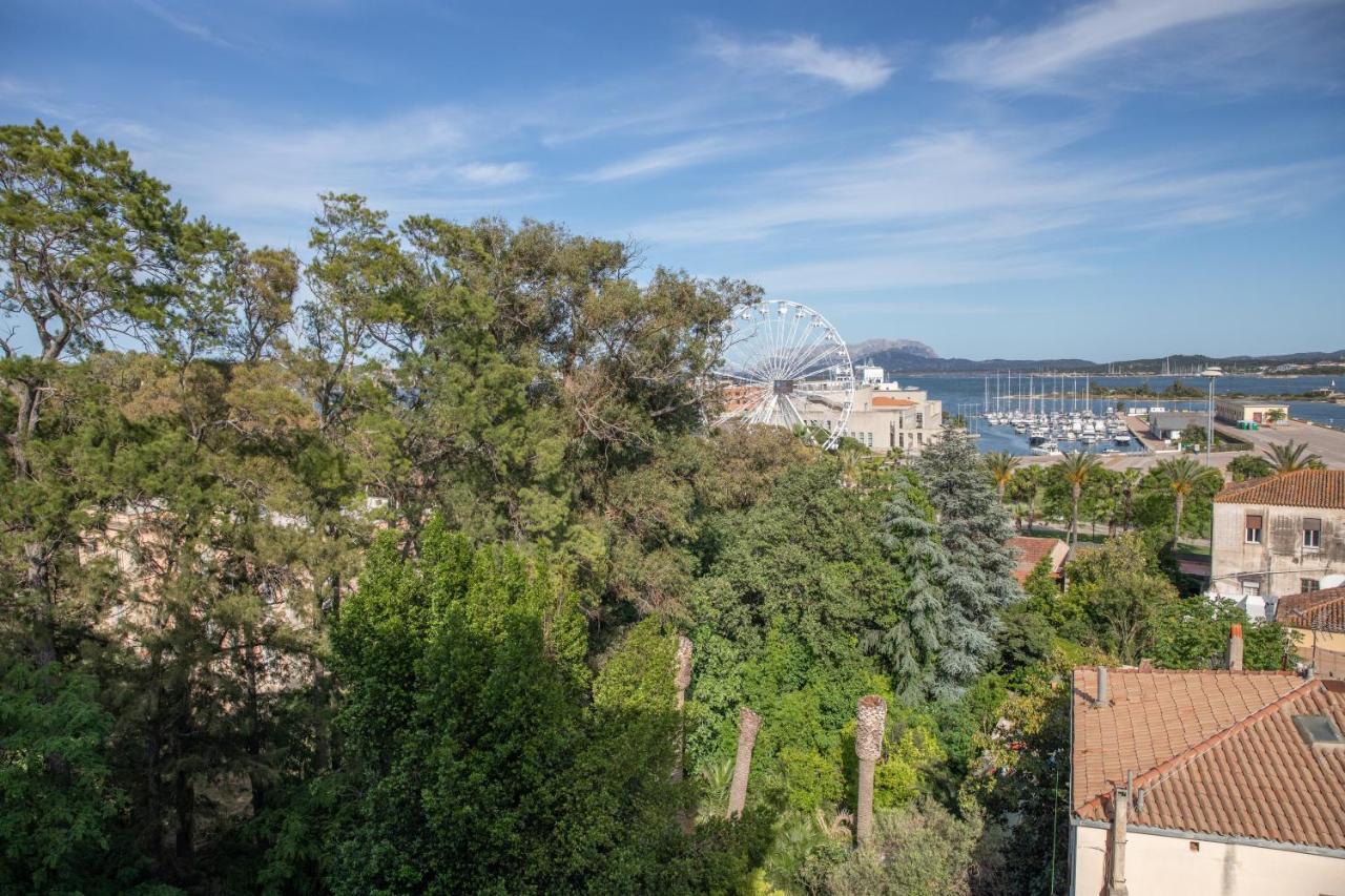 Antares Rooms And Suites Olbia Dış mekan fotoğraf