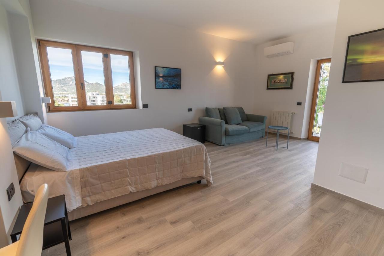 Antares Rooms And Suites Olbia Dış mekan fotoğraf