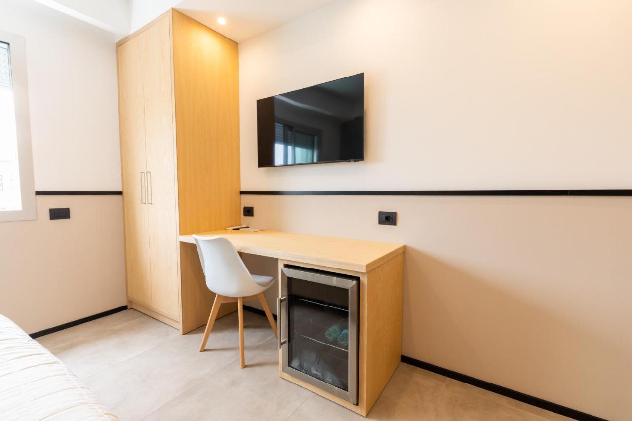 Antares Rooms And Suites Olbia Dış mekan fotoğraf