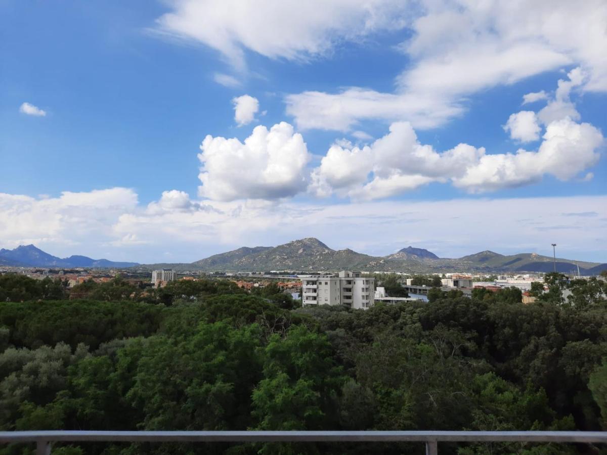 Antares Rooms And Suites Olbia Dış mekan fotoğraf