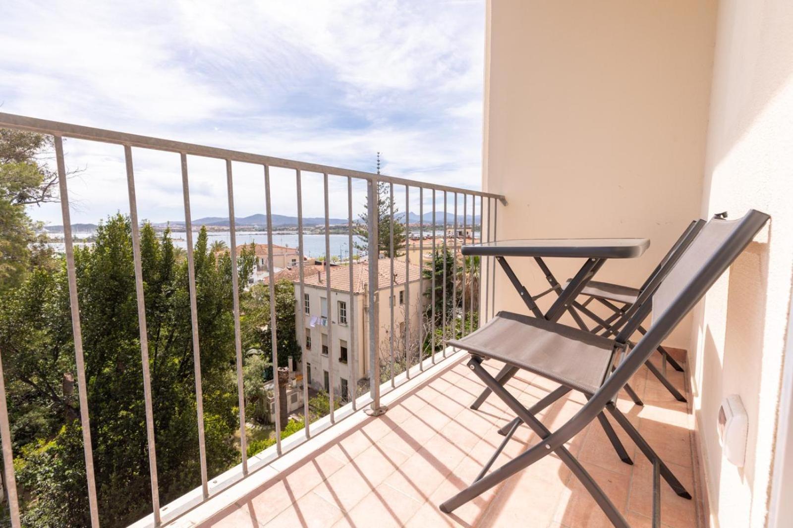 Antares Rooms And Suites Olbia Dış mekan fotoğraf