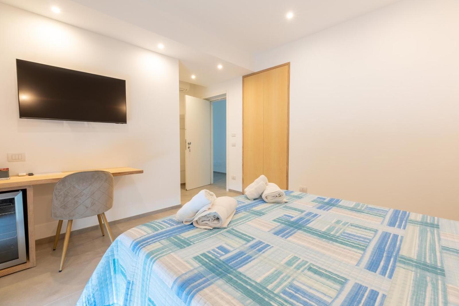 Antares Rooms And Suites Olbia Dış mekan fotoğraf