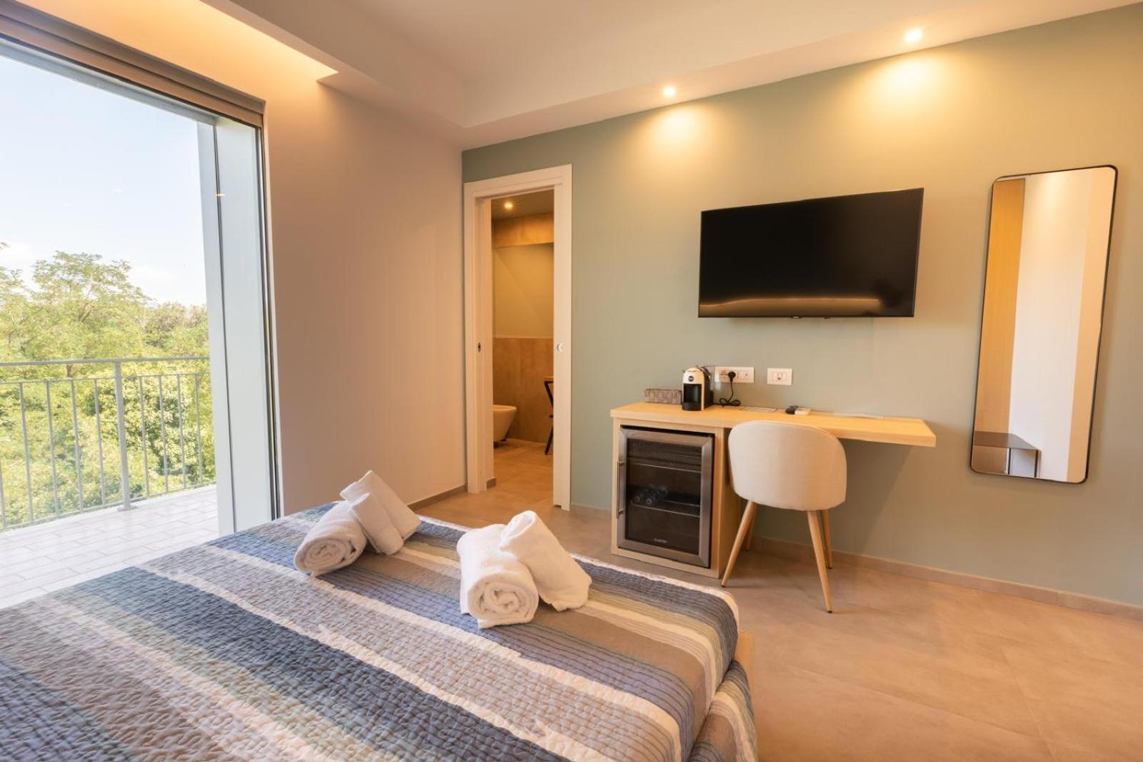 Antares Rooms And Suites Olbia Dış mekan fotoğraf